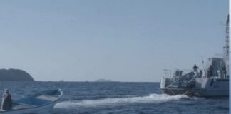 കടലിൽ കുടുങ്ങിയ പൗരന്മാരെ രക്ഷിച്ച് ROP