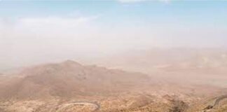 പൊടിക്കാറ്റ് : ആദം-തുംറൈത്ത് റോഡിൽ ജാഗ്രതാ മുന്നറിയിപ്പ്