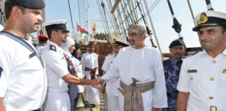 പോർട്ട് സുൽത്താൻ ഖാബൂസിൽ ഷബാബ് ഒമാൻ രണ്ടാമനെ സ്വാഗതം ചെയ്ത് സയ്യിദ് തൈമൂർ