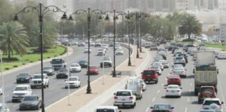 സുൽത്താൻ ഖാബൂസ് സ്ട്രീറ്റിന്റെ ചില ഭാഗങ്ങളിൽ പാർക്കിംഗിന് നിയന്ത്രണം