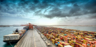 വലിയ കണ്ടെയ്നർ കപ്പലുകളെ സ്വാഗതം ചെയ്യാനൊരുങ്ങി സലാല തുറമുഖം