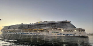 4,500-ലധികം വിനോദസഞ്ചാരികളുമായി ക്രൂയിസ് കപ്പൽ സലാല തുറമുഖത്തെത്തി