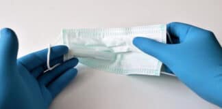 ഇന്ത്യയിലേക്കുള്ള വിമാന യാത്രയിൽ ഇനി മാസ്ക് നിർബന്ധമല്ല