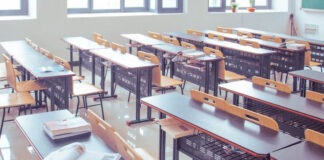 ഒമാനിലെ സ്കൂളുകൾക്ക് ഇന്നും അവധി