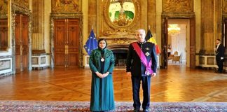 ബെൽജിയത്തിൽ പുതുതായി ചുതലയേൽക്കുന്ന ഒമാൻ അംബാസഡർ അംഗീകാര പത്രങ്ങൾ കൈമാറി