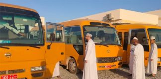 ഒമാനിൽ സ്കൂൾ ബസുകൾ പരിശോധിച്ച് ഗതാഗത മന്ത്രാലയം