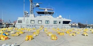 ദോഫാറിൽ മയ ക്കുമരുന്ന് കടത്താൻ ശ്രമിച്ച മൂന്ന് പേർ അ റസ്റ്റിൽ