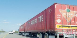 ഒമാനിലെ പ്രധാന റോഡുകളിൽ ട്രക്ക് ഗതാഗതത്തിന് നിയന്ത്രണം ഏർപ്പെടുത്തി