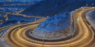 അൽ അമേരത്ത് ബൗഷർ മൗണ്ടൻ റോഡ് തുറക്കുന്നു