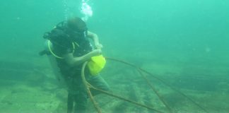 ദോഫാറിൽ പവിഴപ്പുറ്റുകൾ വൃത്തിയാക്കാനുള്ള കാമ്പയിൻ ആരംഭിച്ചു