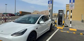 ഗ്രീൻ മൊബിലിറ്റി; ഒമാനിൽ ഇലക്ട്രിക് വാഹനങ്ങളുടെ എണ്ണത്തിൽ 300 ശതമാനം വർദ്ധന