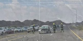 ഒമാനിൽ വാഹനാ പകടം; 2 പേർ മരിച്ചു, 22 പേർക്ക് പരിക്ക്