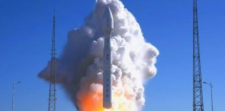 തദ്ദേശീയമായി വികസിപ്പിച്ചെടുത്ത ആദ്യ ഉപഗ്രഹം ഒഎൽ 1 വിക്ഷേപിച്ച് ഒമാൻ