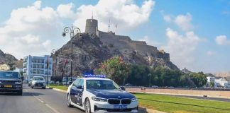 അശ്രദ്ധമായി വാഹനമോടിച്ചു; ഒമാനിൽ ഒരാൾ അറസ്റ്റിൽ