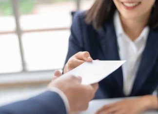 വേതന സംരക്ഷണ സംവിധാനത്തിൽ വീഴ്ച വരുത്തരുത്; കമ്പനികൾക്ക് നിർദ്ദേശവുമായി ഒമാൻ