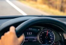 വാഹന കള്ളക്കടത്ത്; മൾട്ടി നാഷണൽ ഗ്രൂപ്പ് ഒമാനിൽ അറസ്റ്റിൽ