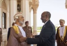 ഒമാൻ സുൽത്താനുമായി കൂടിക്കാഴ്ച്ച നടത്തി സുഡാൻ ട്രാൻസിഷണൽ സോവറിനിറ്റി കൗൺസിൽ ചെയർമാൻ