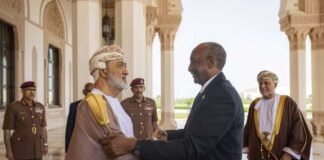 ഒമാൻ സുൽത്താനുമായി കൂടിക്കാഴ്ച്ച നടത്തി സുഡാൻ ട്രാൻസിഷണൽ സോവറിനിറ്റി കൗൺസിൽ ചെയർമാൻ