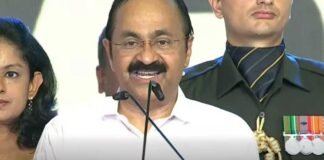കേരളത്തിന്റെ മുഖ്യമന്ത്രിയായി അധികാരമേറ്റ് വി ഡി സതീശൻ